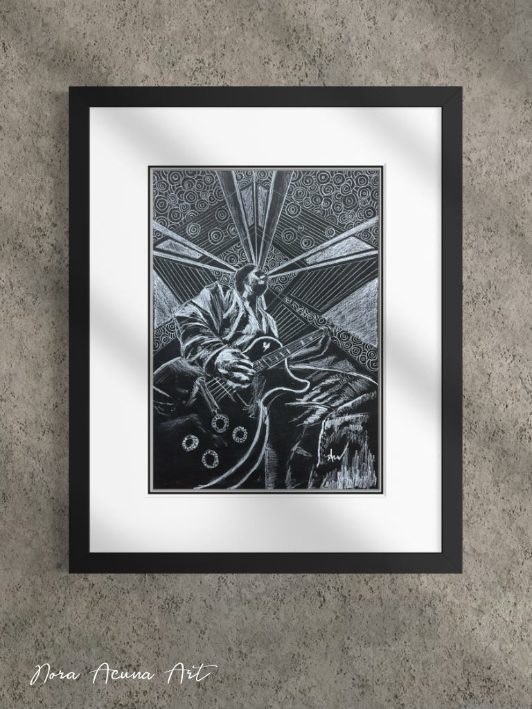 "On Stage" White Charcoal